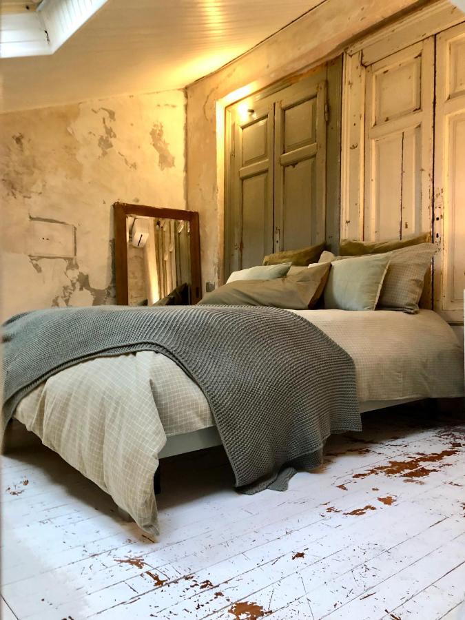 Charming And Design Attic Loft Central In Coolest Area Navigli Ticinese Apartment *